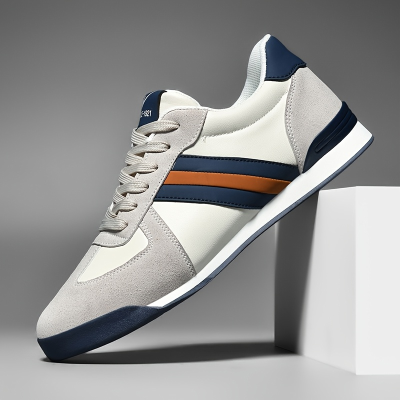 Voyager Casual Sneakers