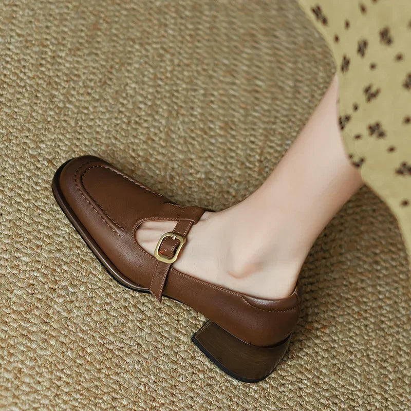Paulette | Elegant Strapped Shoe