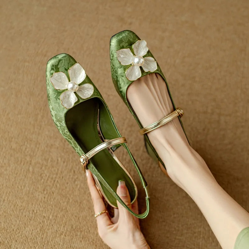 Louisette | Classic Pump
