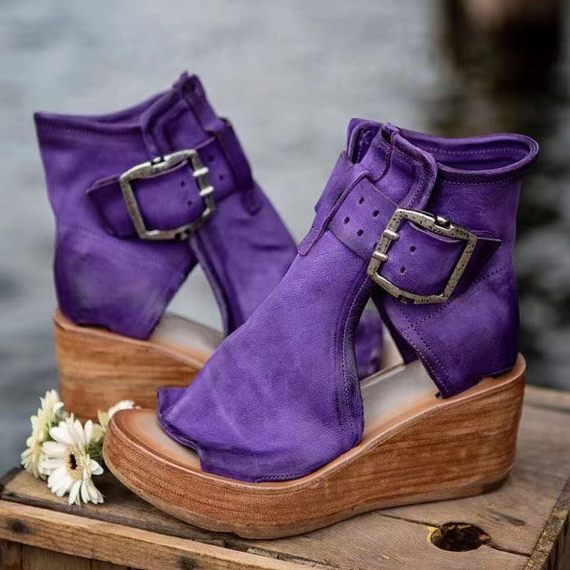 Ariana™ - Bold Buckle Wedge Sandals