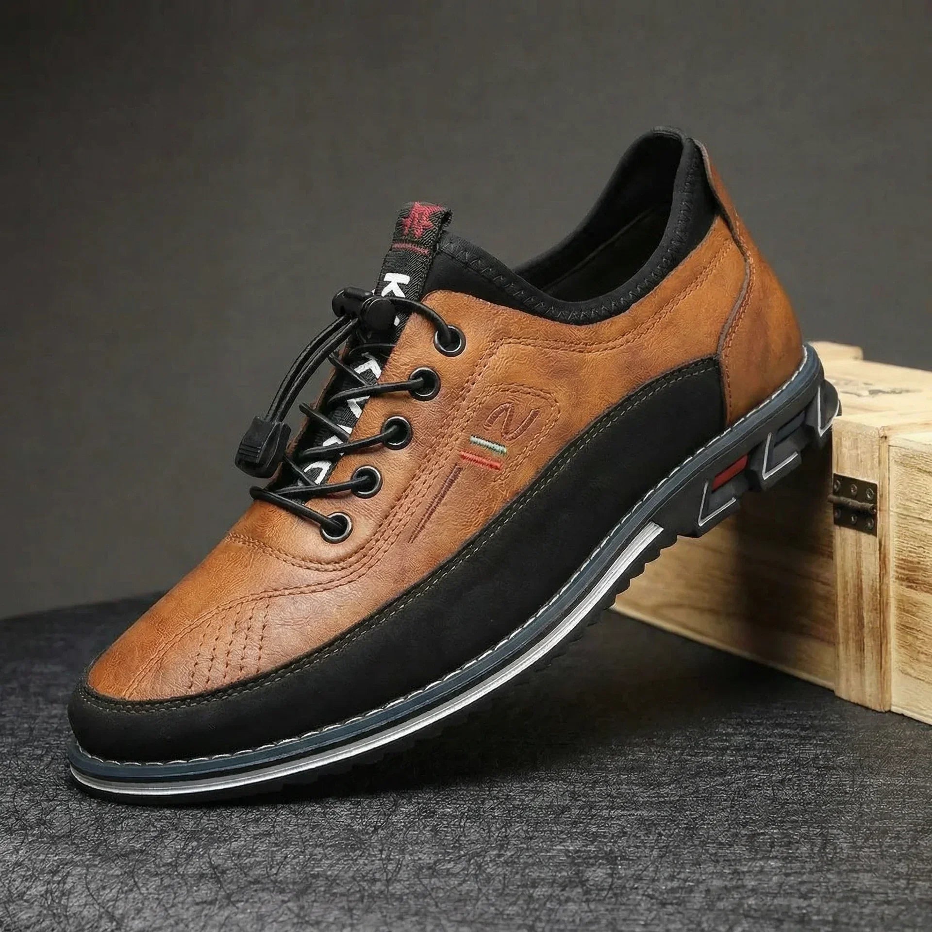 Kenneth | Classic Lace-Up Casual Oxford