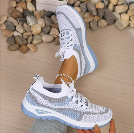 Isoline | Everyday Comfort Sneaker