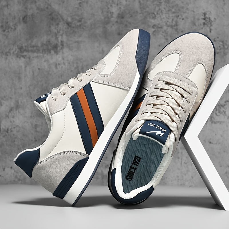 Voyager Casual Sneakers