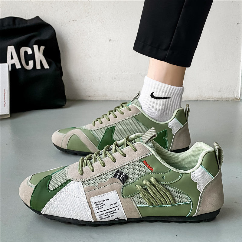 Trail Blazer Sneakers