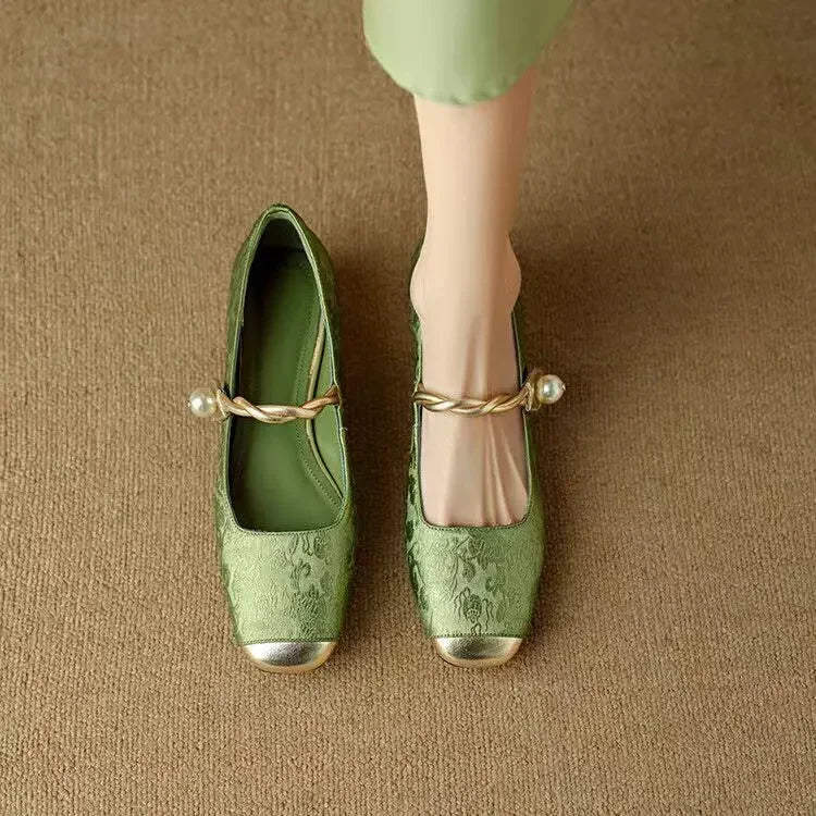 Françoise | Classic Strap Shoe
