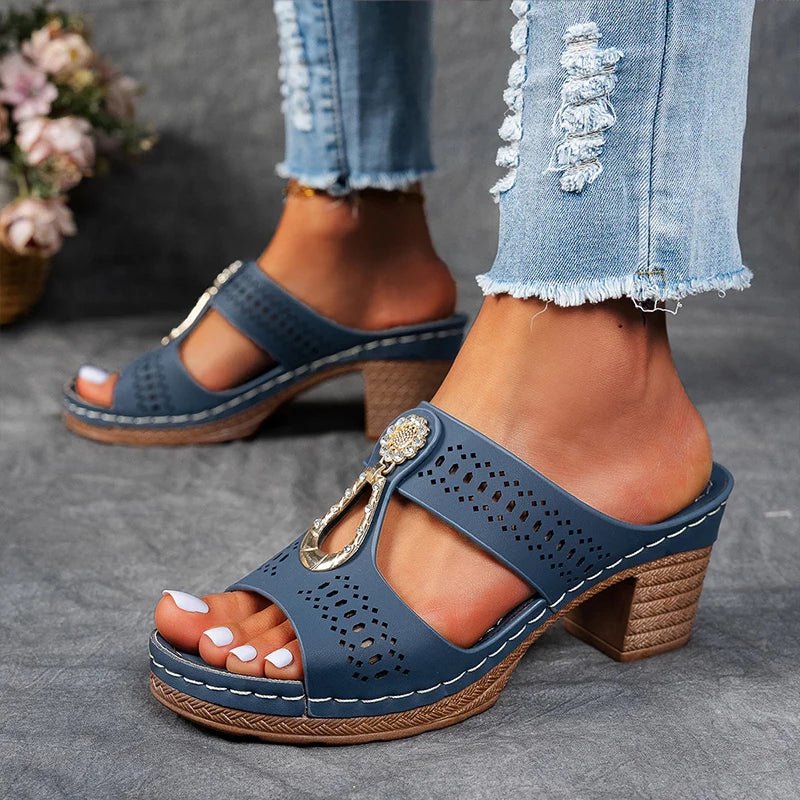 COROLIE CHIC AND COMFORTABLE SUPPORTIVE SANDALS